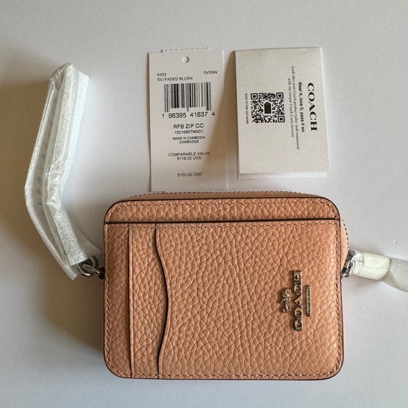 Coach Zip Card Case - Picture 6 of 7